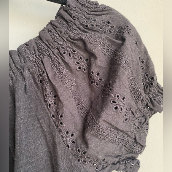 NWT Sanctuary Top with Eyelet Sleeves - Picture 3 of 6